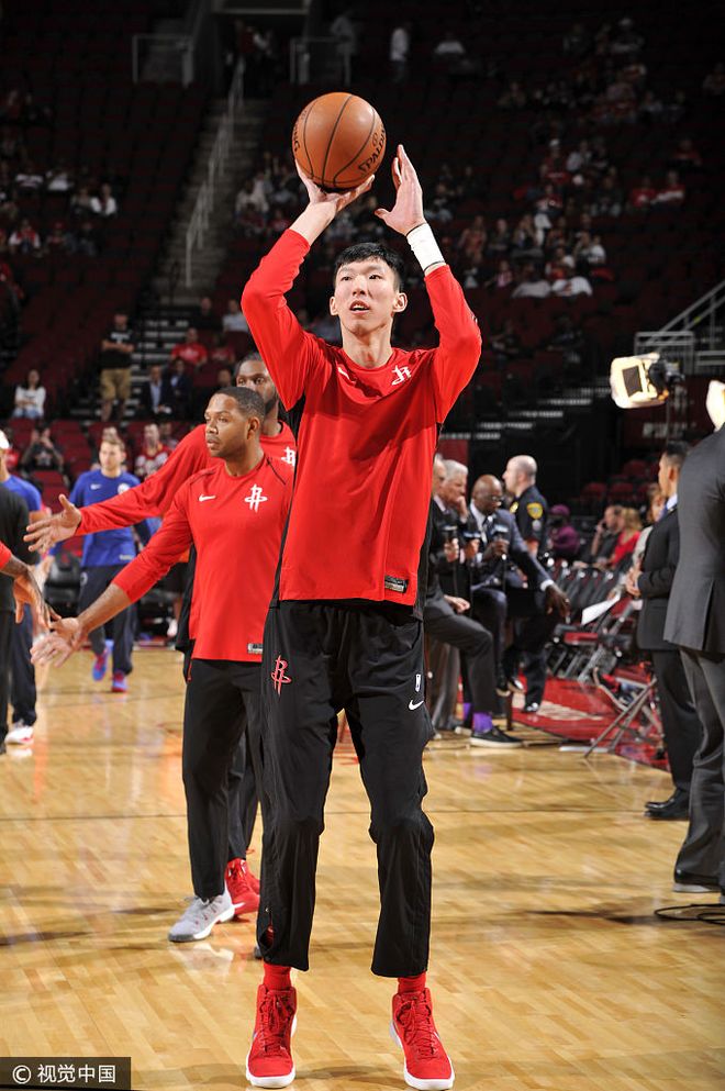 保罗手感滚烫,带领武汉三镇绝杀费城76人,赛后一句话霸气侧漏 保罗手感滚烫,带领武汉三镇绝杀费城76人,赛后一句话霸气侧漏