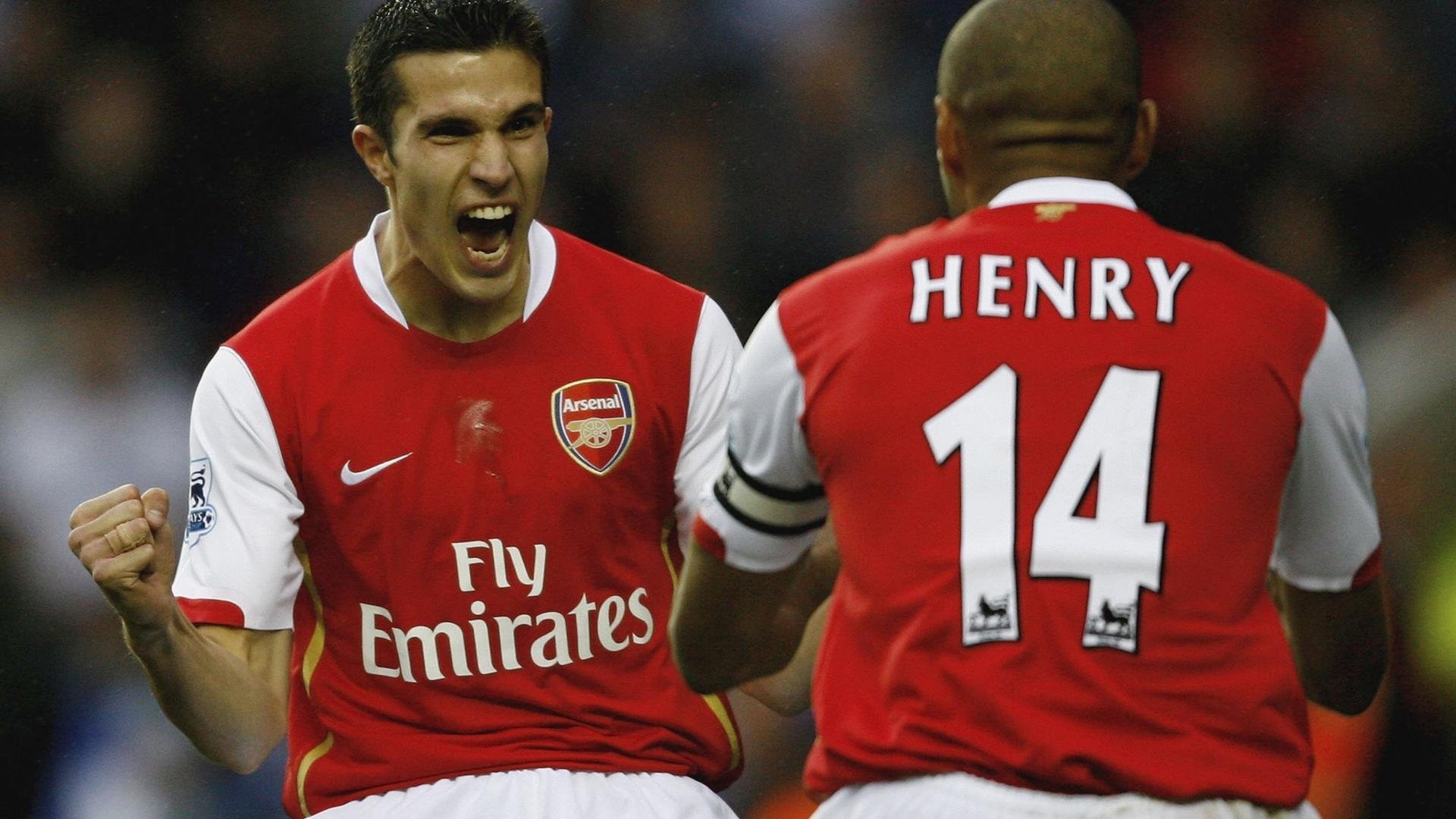 WTT冠军赛次回合爆出冷门!洛杉矶快船小胜曼联,争冠形势突变